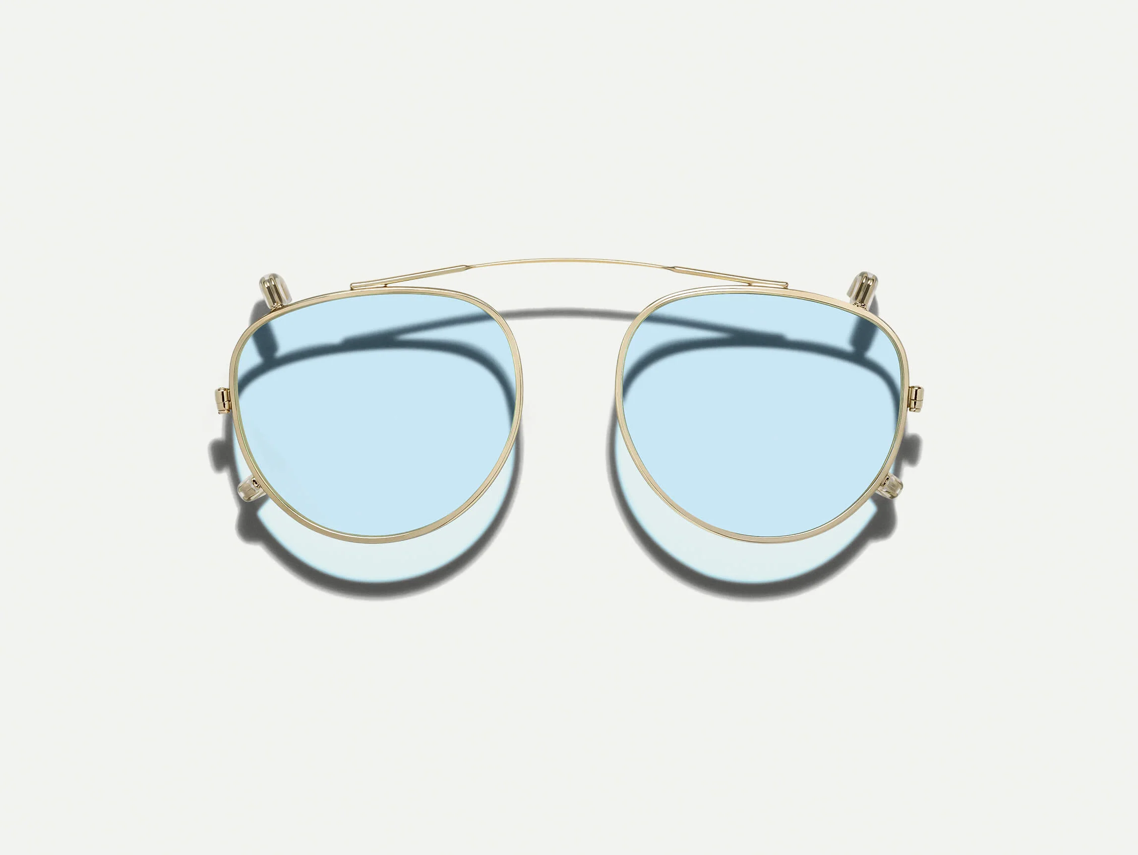 3372-maydela-clip-gold-with-custom-made-tintstm-7.webp MAYDELA CLIP GOLD WITH CUSTOM MADE TINTS™