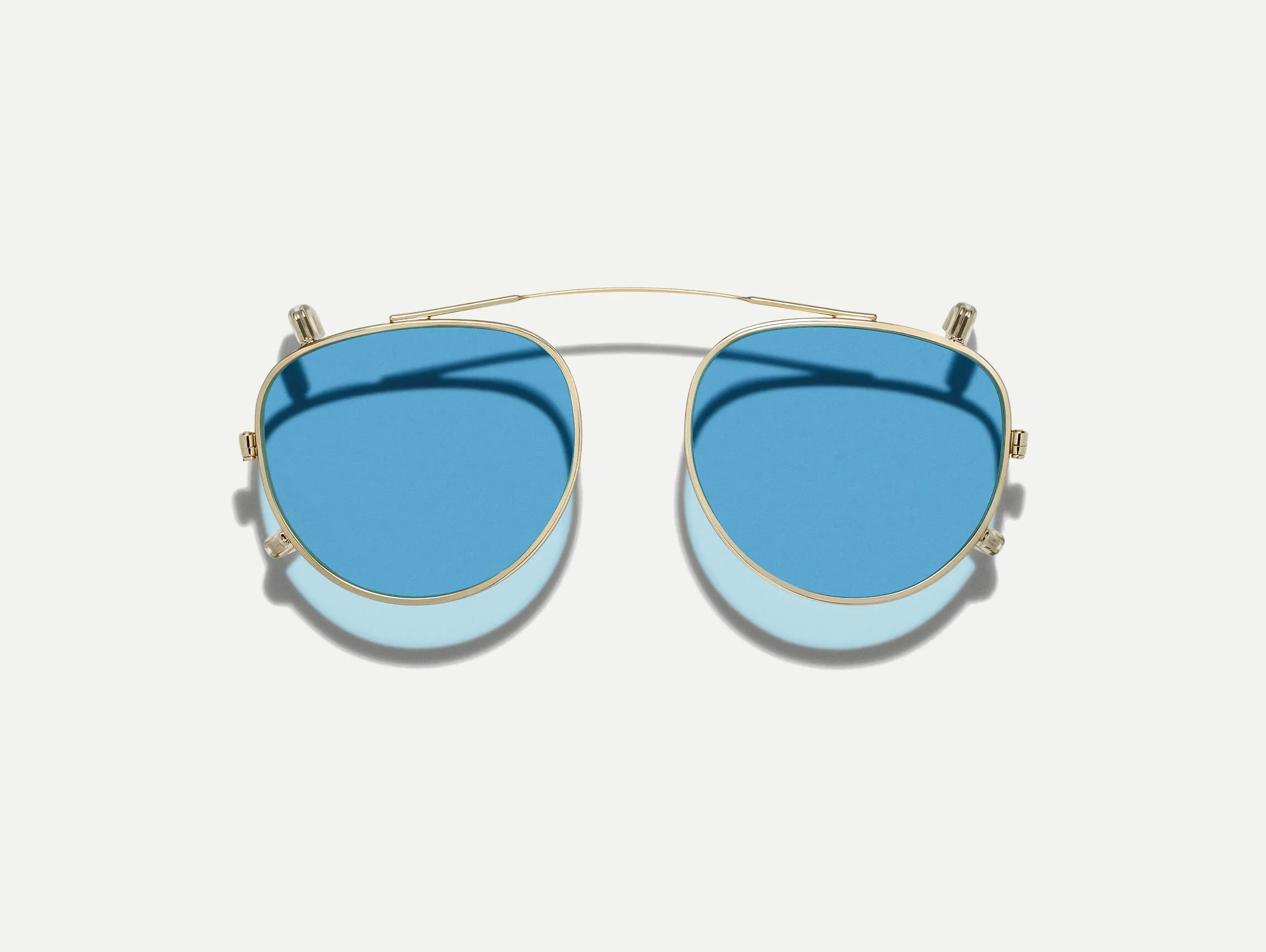 3372-maydela-clip-gold-with-custom-made-tintstm-9.webp MAYDELA CLIP GOLD WITH CUSTOM MADE TINTS™