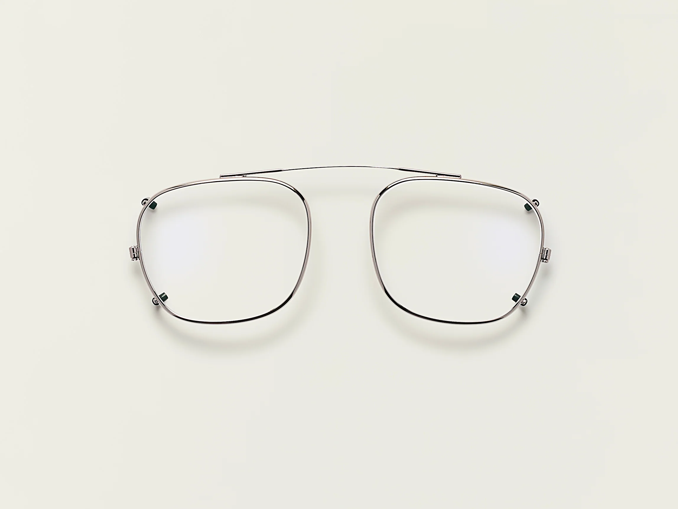 3413-gunmetal-50-gunmetal-50-variation-1.webp SCHLEP CLIP WITH BLUE LIGHT FILTER