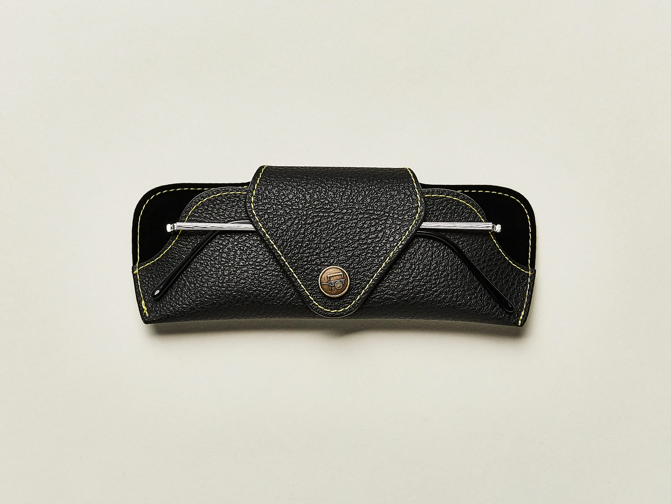 3435-old-school-snap-case-2.webp OLD SCHOOL SNAP CASE